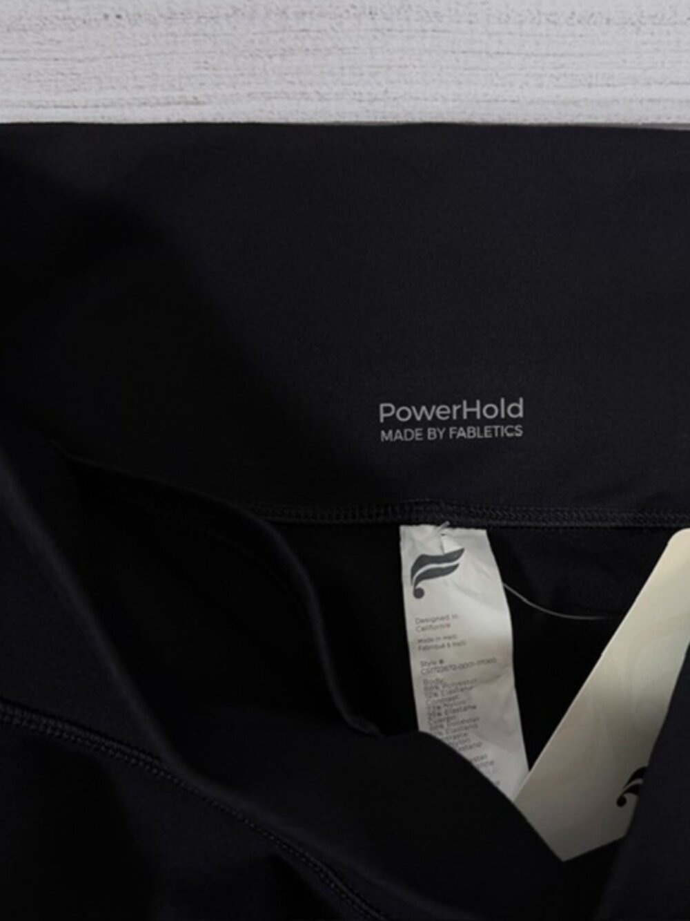 🖤NWT Fabletics Mila PowerHold High-Waisted Pocket Capri Leggings Black XL - Picture 5 of 12